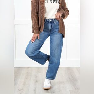 New Vervet Super High Rise Katie Barrel Jeans. 30/11